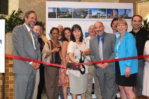 july25ribboncutting 0739